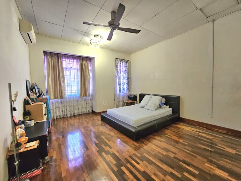 2-storey Terraced House for Sale in Shah Alam (Selangor) - Ling Yean - Bedroom - PropertyGuru.com.my