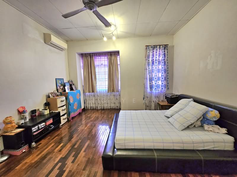 2-storey Terraced House for Sale in Shah Alam (Selangor) - Ling Yean - Bedroom - PropertyGuru.com.my