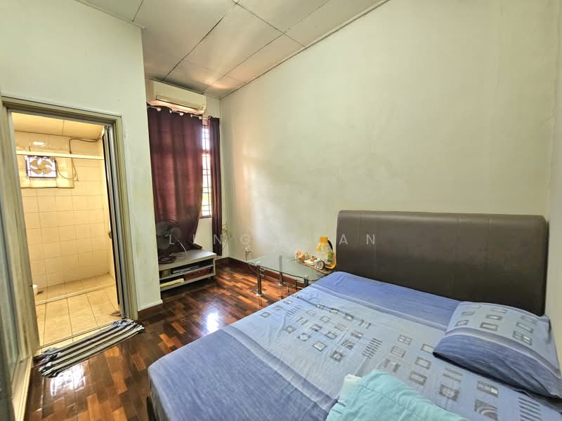 2-storey Terraced House for Sale in Shah Alam (Selangor) - Ling Yean - Bedroom - PropertyGuru.com.my