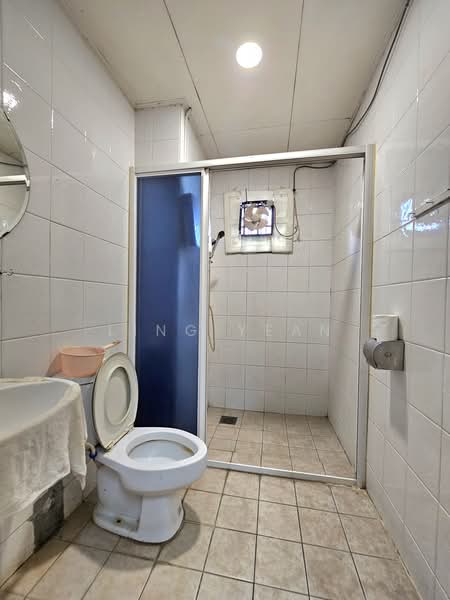 2-storey Terraced House for Sale in Shah Alam (Selangor) - Ling Yean - Bathroom - PropertyGuru.com.my