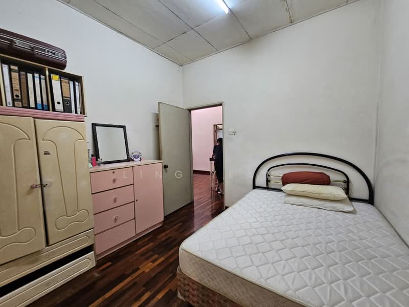 2-storey Terraced House for Sale in Shah Alam (Selangor) - Ling Yean - Bedroom - PropertyGuru.com.my