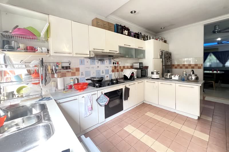 Rumah Teres 2 Tingkat untuk Dijual di Seksyen 11 (Kota Damansara) - Esther Lim - Kitchen - PropertyGuru.com.my