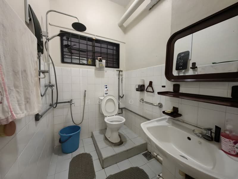 Terraced House for Sale in Taman Melaka Raya (Melaka City) - HG KOH - Bathroom - PropertyGuru.com.my