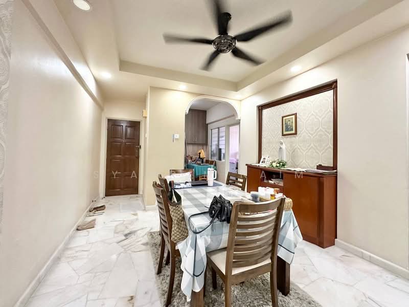 Pangsapuri untuk Dijual di Pangsapuri Seri Pinang - Syahrim Naim - Dining Room - PropertyGuru.com.my