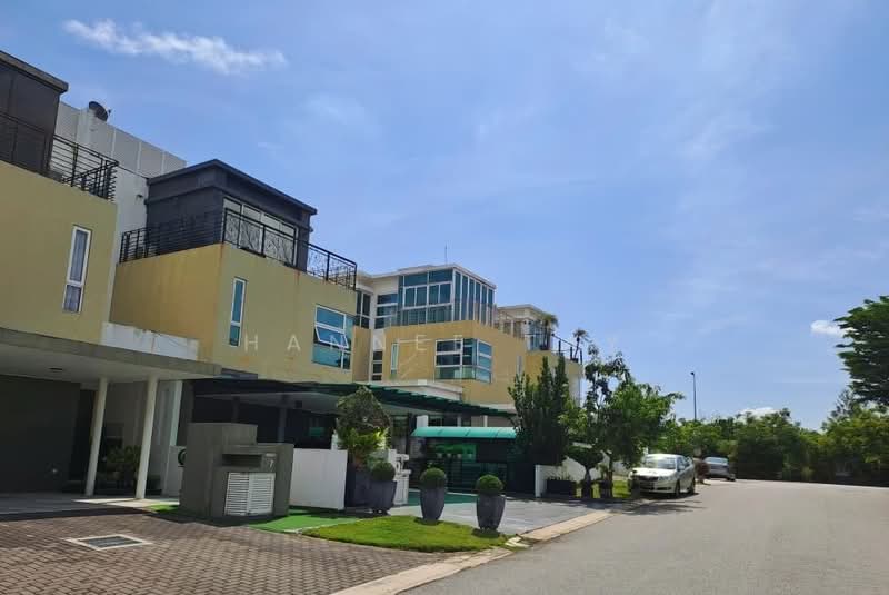 Semi-Detached House for Sale in Saujana Puchong (Puchong) - Hannee Tay - Exterior - PropertyGuru.com.my