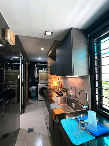 3-storey Terraced House for Sale in Mutiara Bukit Jalil (Bukit Jalil) - Yumiko Kew - Kitchen - PropertyGuru.com.my