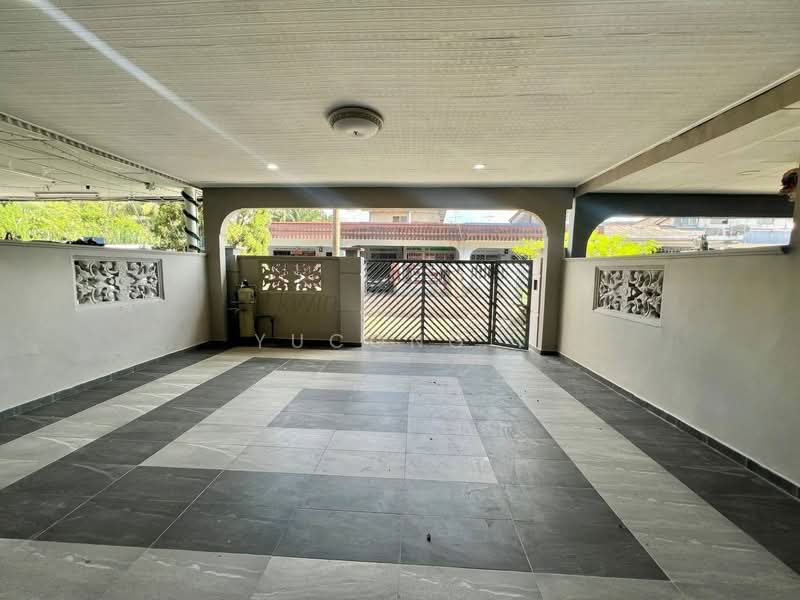 Rumah Teres 1 Tingkat untuk Dijual di Kulai Besar (Kulai) - Yucong . - Exterior - PropertyGuru.com.my