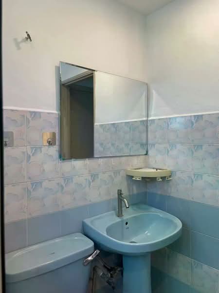 Kondominium untuk Disewa di Menara Polo - Pearl Ho - Bathroom - PropertyGuru.com.my