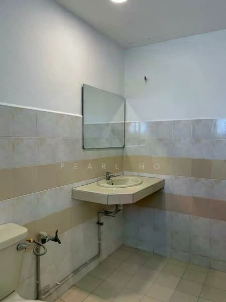 Kondominium untuk Disewa di Menara Polo - Pearl Ho - Bathroom - PropertyGuru.com.my