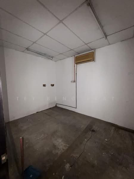Terrace Factory for Rent in Puchong (Selangor) - Tey Beng Keat - Interior - PropertyGuru.com.my