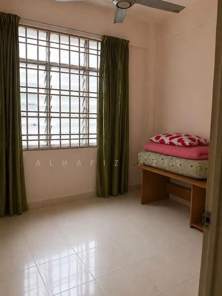 Apartment for Sale at Bayu Puteri 2 - ALHAFIZ AZIS - Bedroom - PropertyGuru.com.my
