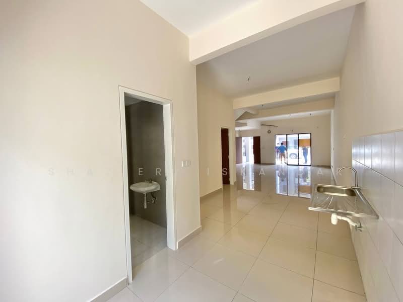 3-storey Terraced House for Sale in Gombak (Selangor) - Shaziery Iskandar - Interior - PropertyGuru.com.my