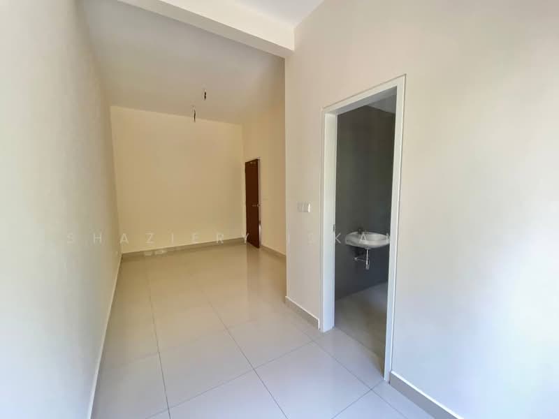 3-storey Terraced House for Sale in Gombak (Selangor) - Shaziery Iskandar - Interior - PropertyGuru.com.my