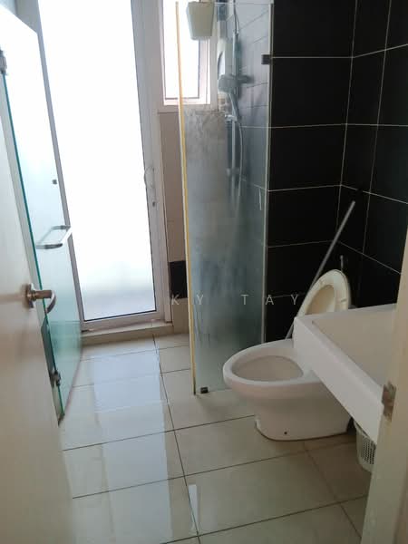 Condominium for Rent at Saville @ The Park - Vicky Tay - Bathroom - PropertyGuru.com.my