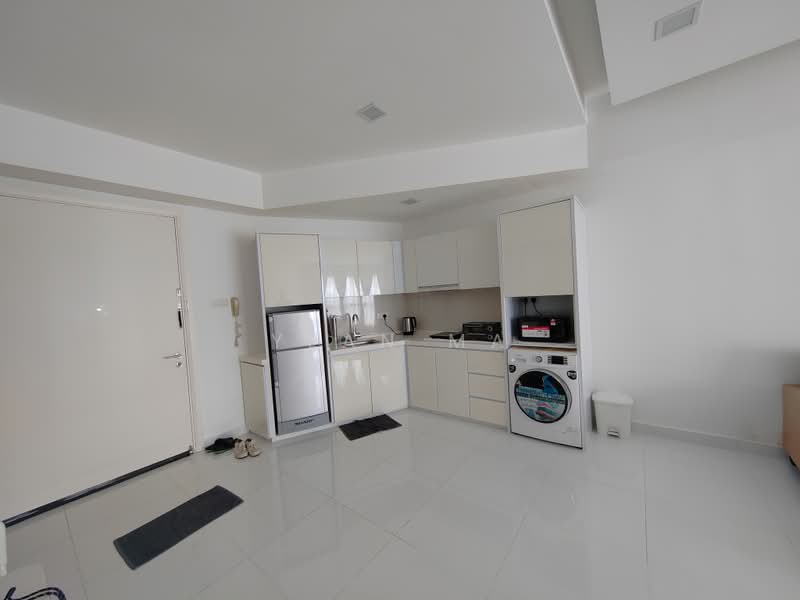 Servis Apartment untuk Dijual di Regalia Residence - Yean Ma - Kitchen - PropertyGuru.com.my