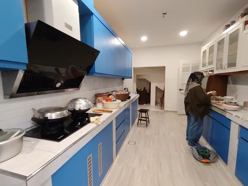2.5-storey Terraced House for Sale in Taman Desa Karunmas (Balakong) - Denver Sin - Kitchen - PropertyGuru.com.my