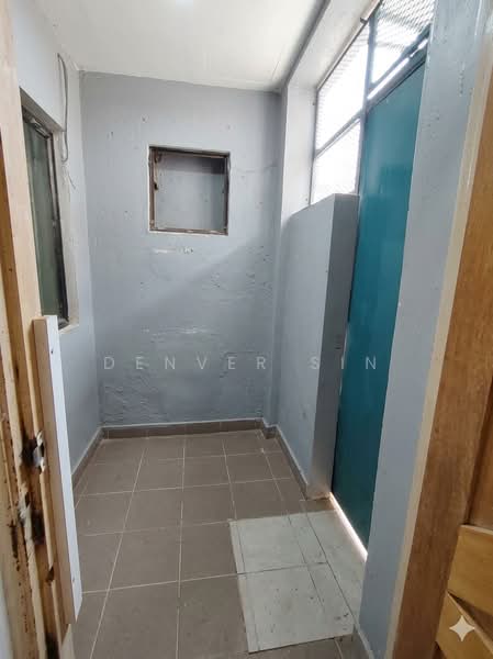 2.5-storey Terraced House for Sale in Taman Desa Karunmas (Balakong) - Denver Sin - Interior - PropertyGuru.com.my