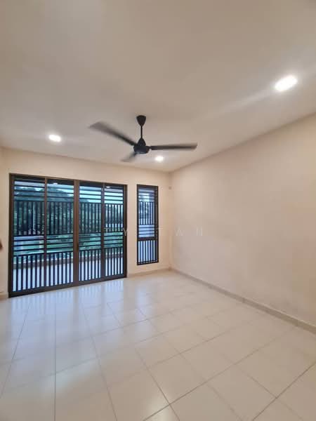 Rumah Teres 2 Tingkat untuk Dijual di Ulu Tiram (Johor) - Ty Tan - Living Room - PropertyGuru.com.my