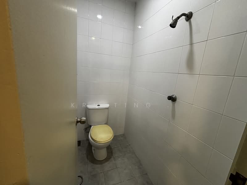 Condominium for Rent at Kiaramas Ayuria - Kristing . - PropertyGuru.com.my