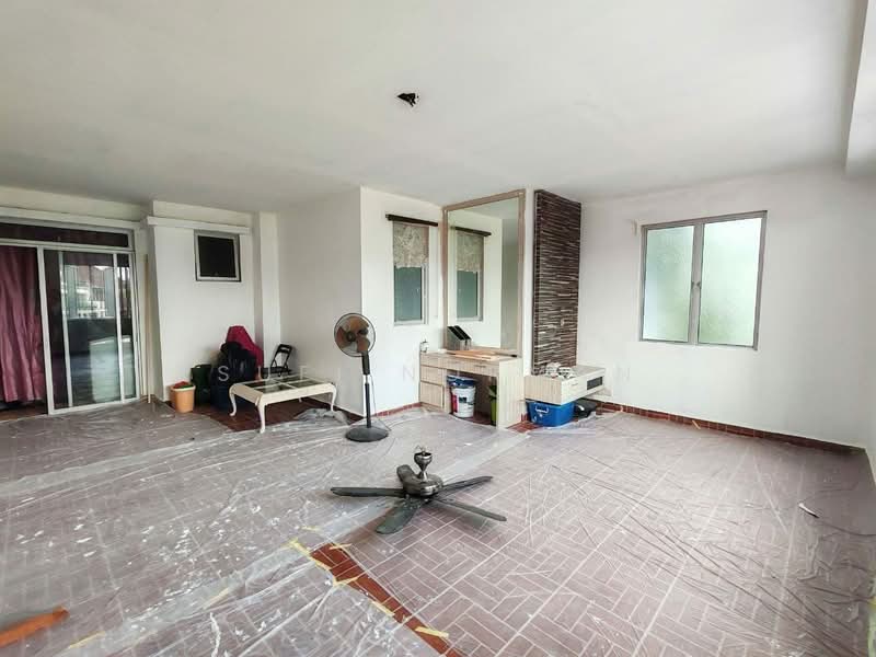 Semi-Detached House for Sale in Taman Nusa Idaman (Iskandar Puteri (Nusajaya)) - Sufi Norman - Living Room - PropertyGuru.com.my