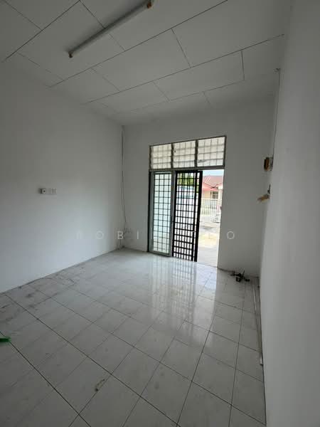 Rumah Teres 1 Tingkat untuk Dijual di Bandar Putra (Kulai) - Robin Teo - Interior - PropertyGuru.com.my