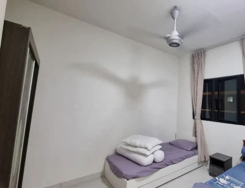 Servis Apartment untuk Dijual di Majestic Maxim - Vince Lim - Bedroom - PropertyGuru.com.my