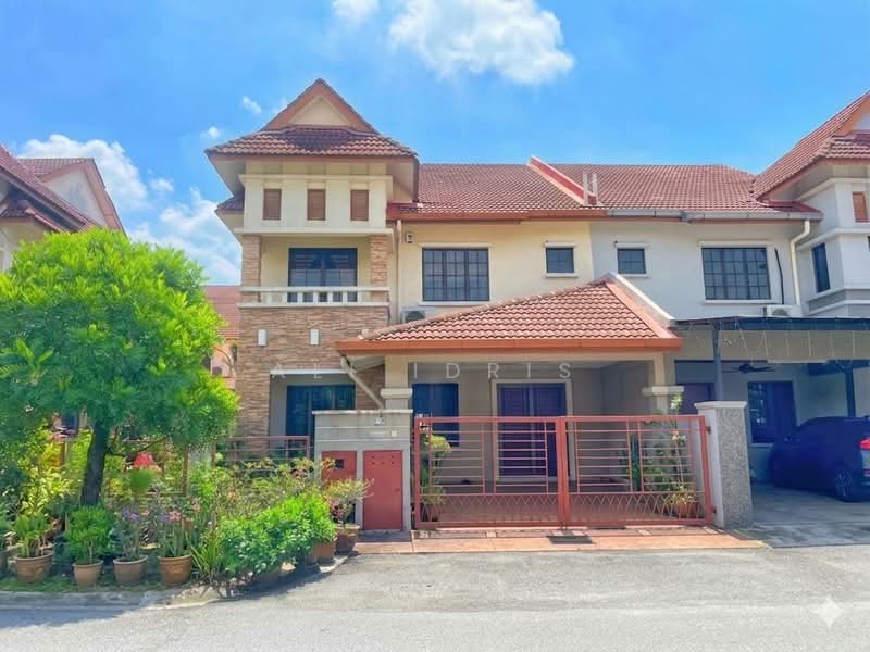 Semi-Detached House for Sale in Bandar Nusaputra (Puchong) - Ali Idris - Exterior - PropertyGuru.com.my
