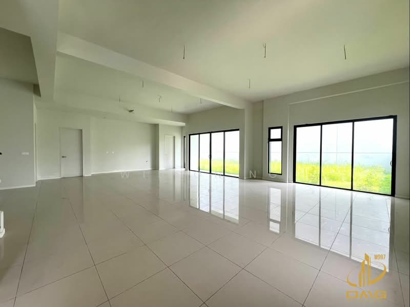 Rumah Banglo untuk Dijual di Telok Panglima Garang (Selangor) - Wilson Ng - Living Room - PropertyGuru.com.my