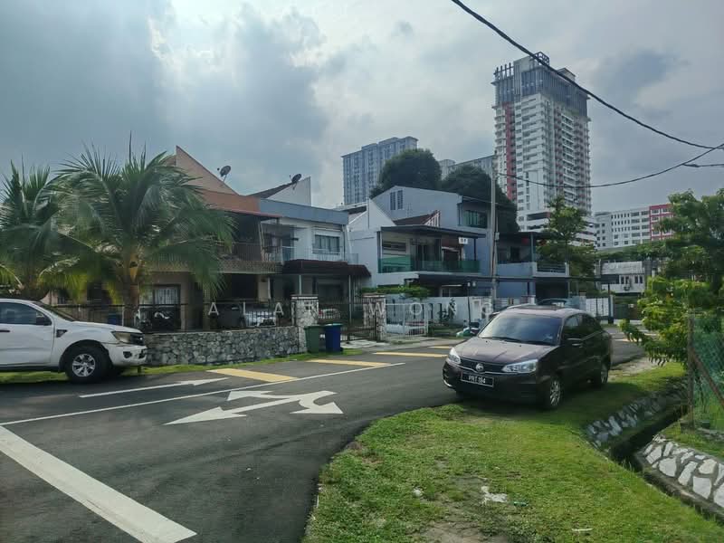 1-storey Terraced House for Sale in SS14 (Subang Jaya) - Alan Wong - Exterior - PropertyGuru.com.my