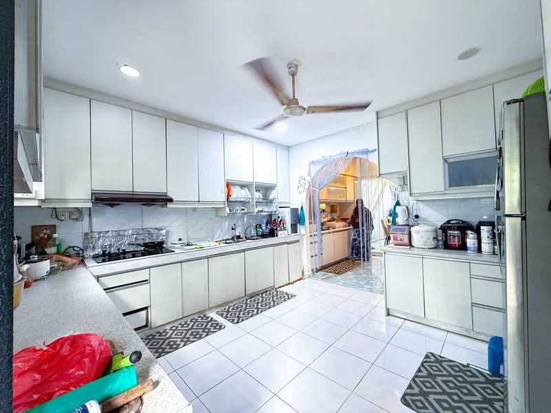 Rumah Teres 2 Tingkat untuk Dijual di Taman Selayang Indah (Selayang) - Syahrim Naim - Kitchen - PropertyGuru.com.my