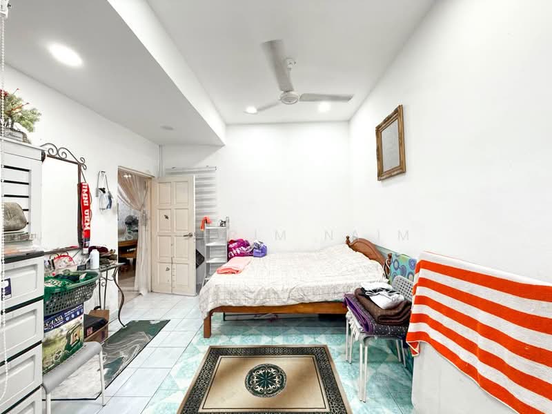Rumah Teres 2 Tingkat untuk Dijual di Taman Selayang Indah (Selayang) - Syahrim Naim - Bedroom - PropertyGuru.com.my