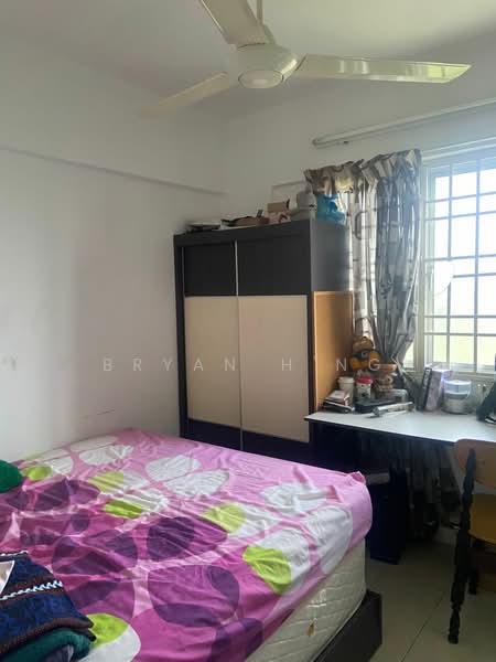 Pangsapuri untuk Dijual di Puncak Erskine - Bryan H'ng - Bedroom - PropertyGuru.com.my