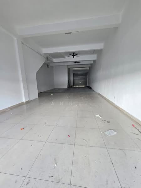 Shop for Sale in Bandar Kulai (Kulai) - Ann . - Interior - PropertyGuru.com.my