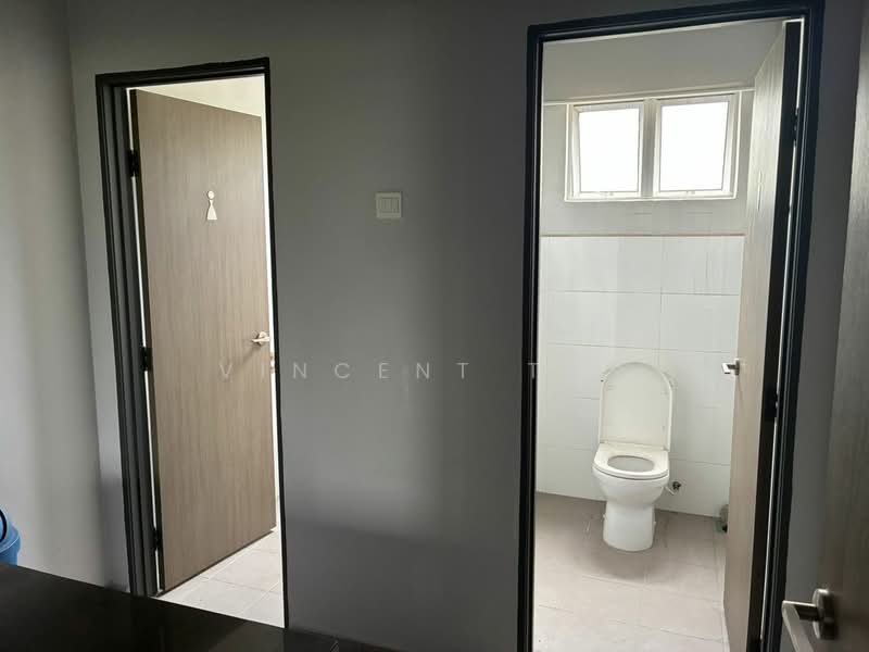Kilang untuk Disewa di Nilai (Negeri Sembilan) - Vincent Tan - Bathroom - PropertyGuru.com.my