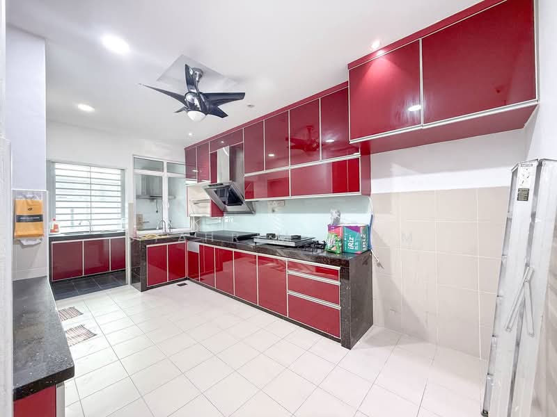 2-storey Terraced House for Sale in TTDI Grove (Kajang) - Syahrim Naim - Kitchen - PropertyGuru.com.my