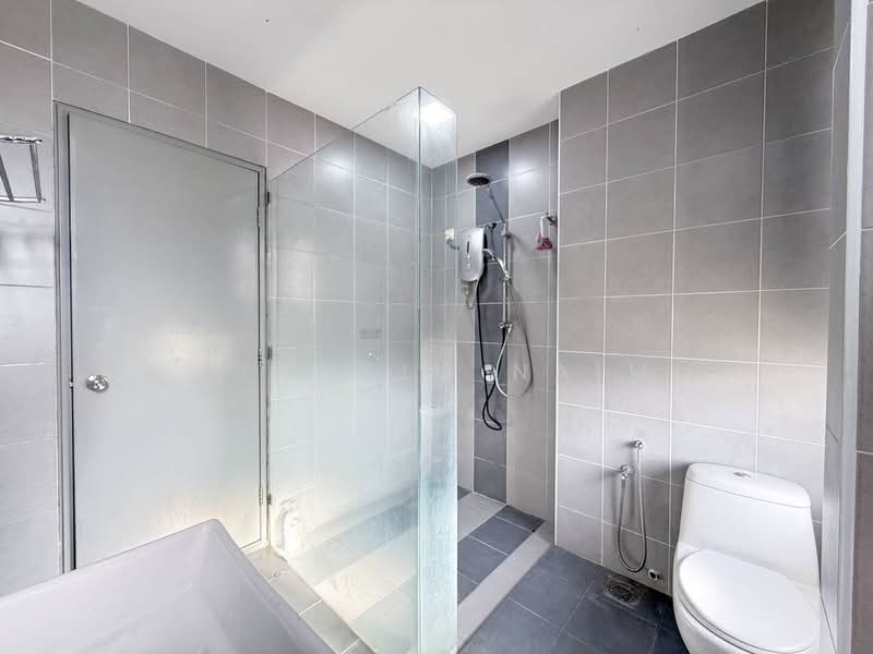 2-storey Terraced House for Sale in TTDI Grove (Kajang) - Syahrim Naim - Bathroom - PropertyGuru.com.my