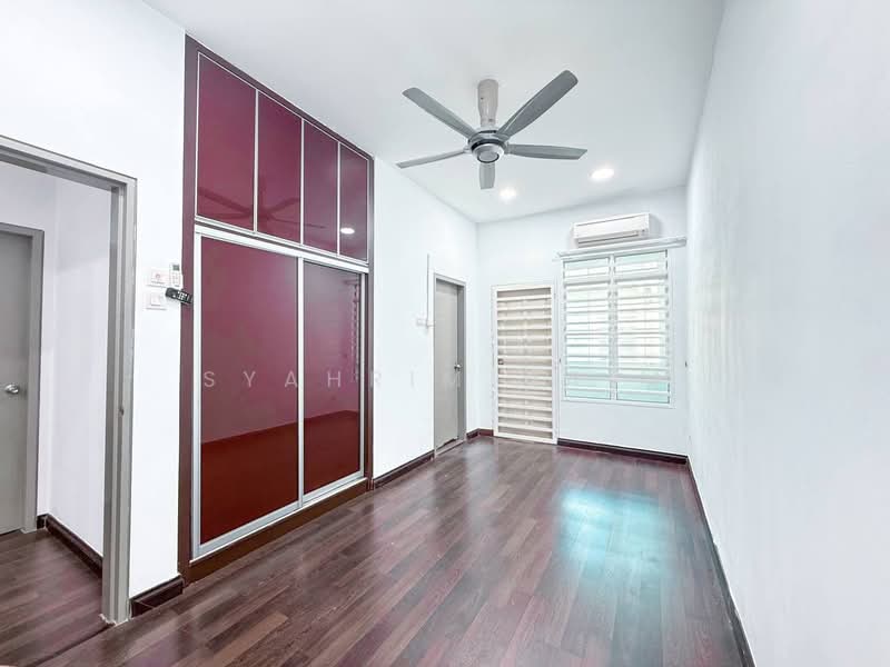 2-storey Terraced House for Sale in TTDI Grove (Kajang) - Syahrim Naim - Bedroom - PropertyGuru.com.my