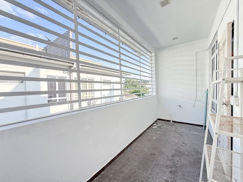 2-storey Terraced House for Sale in TTDI Grove (Kajang) - Syahrim Naim - Balcony - PropertyGuru.com.my