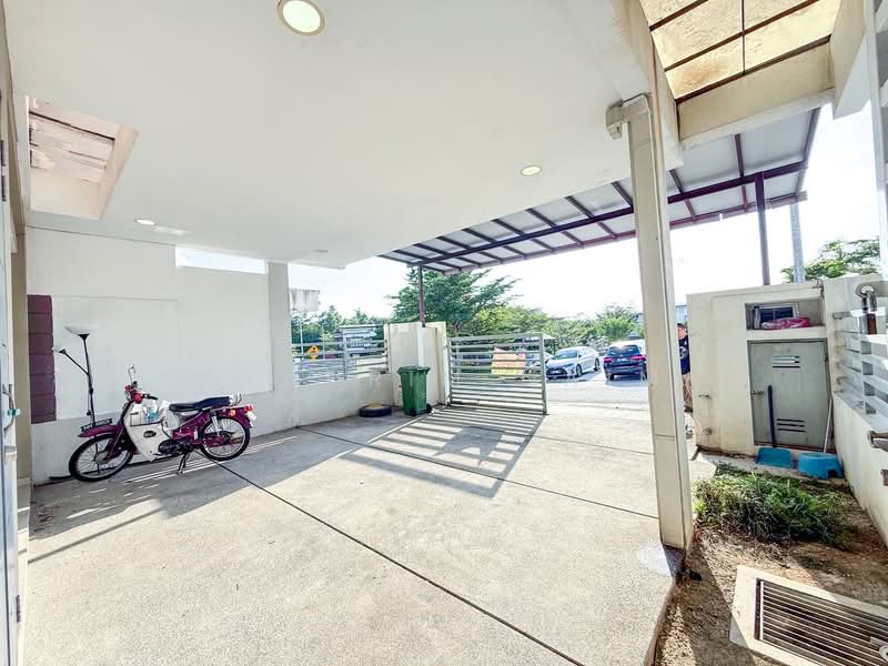 2-storey Terraced House for Sale in TTDI Grove (Kajang) - Syahrim Naim - Exterior - PropertyGuru.com.my