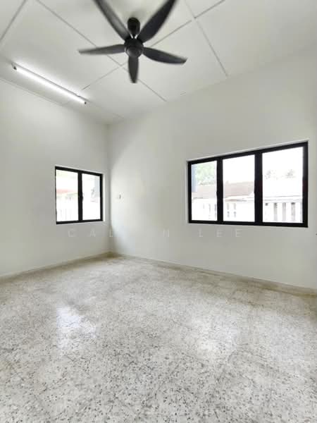 Semi-Detached House for Sale in Taman Sentosa (Johor Bahru) - Calvin Lee - PropertyGuru.com.my