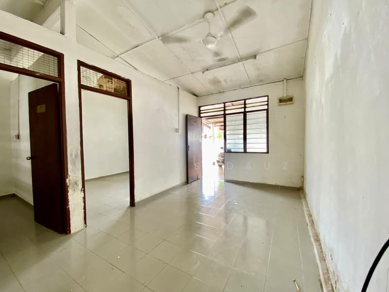 1-storey Terraced House for Sale in Rumah Murah Batu 15 (Kajang) - Firdaus Dauz - PropertyGuru.com.my