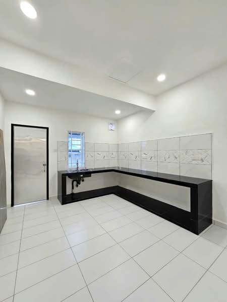 Rumah Teres 1 Tingkat untuk Dijual di Taman Ungku Tun Aminah (Skudai) - Calvin Lee - PropertyGuru.com.my