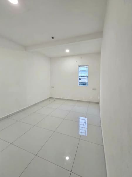 Rumah Teres 1 Tingkat untuk Dijual di Taman Ungku Tun Aminah (Skudai) - Calvin Lee - PropertyGuru.com.my
