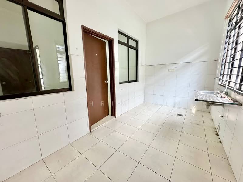 Rumah Teres untuk Dijual di Bandar Puteri Klang (Klang) - Syahrim Naim - Kitchen - PropertyGuru.com.my