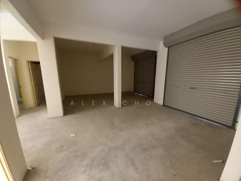 Shop for Rent in Taman Lestari Putra (Seri Kembangan) - Alex Choo - Interior - PropertyGuru.com.my