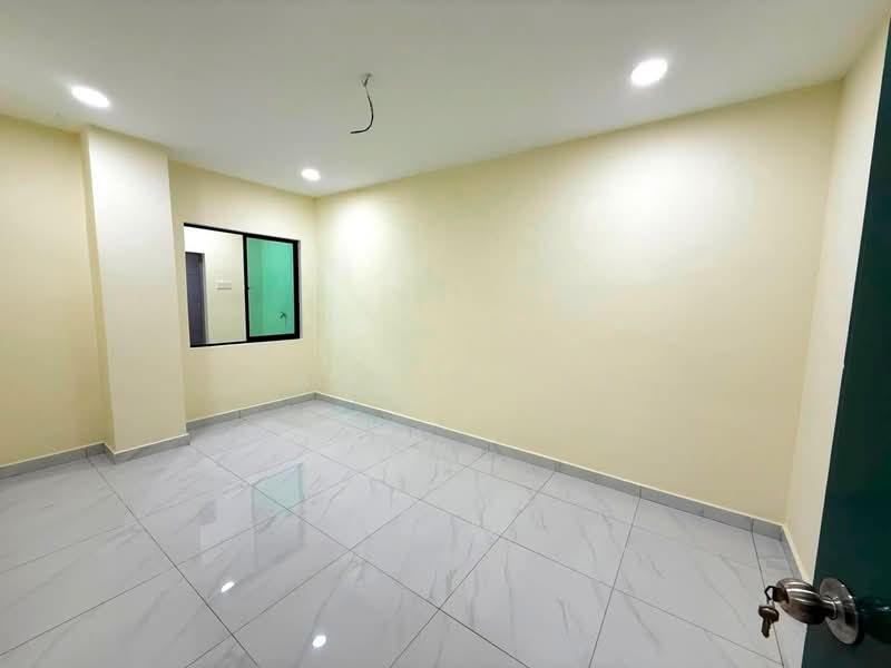 Rumah Teres 2 Tingkat untuk Dijual di Kangkar Pulai (Skudai) - Calvin Lee - PropertyGuru.com.my