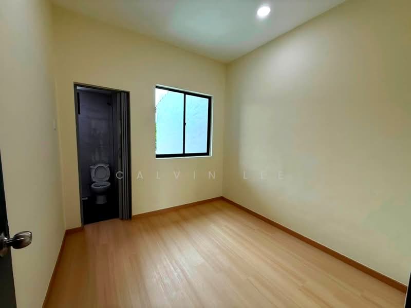 Rumah Teres 2 Tingkat untuk Dijual di Kangkar Pulai (Skudai) - Calvin Lee - PropertyGuru.com.my