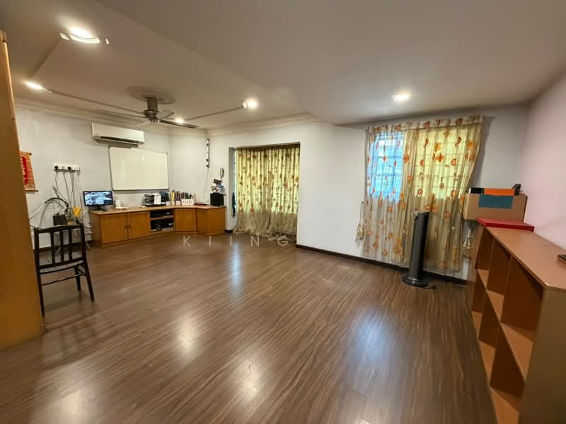 Rumah Teres 2.5 Tingkat untuk Dijual di Petaling Jaya (Selangor) - Kiing TW - Living Room - PropertyGuru.com.my