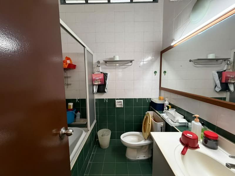 Rumah Teres 2.5 Tingkat untuk Dijual di Petaling Jaya (Selangor) - Kiing TW - Bathroom - PropertyGuru.com.my