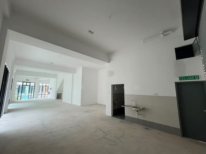 Shop / Office for Rent in Permas Jaya (Johor) - Chris Low - Interior - PropertyGuru.com.my